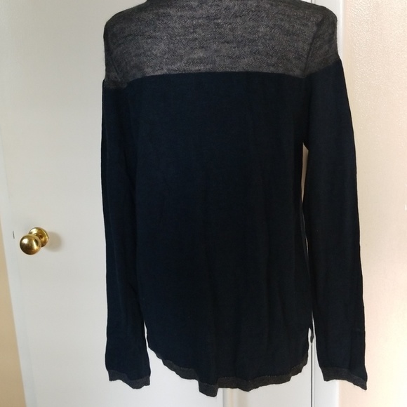 NWT Two tone bela nyc pullover - Picture 6 of 7